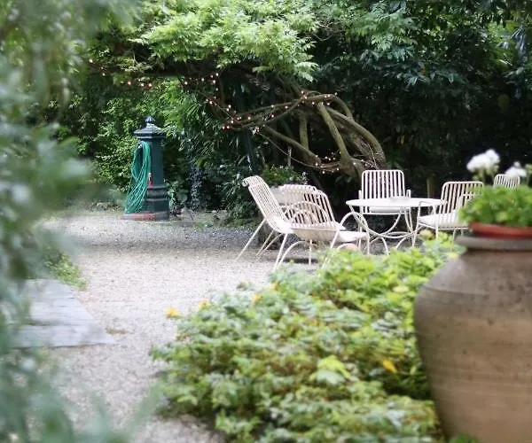 Отель Le Querce 3*