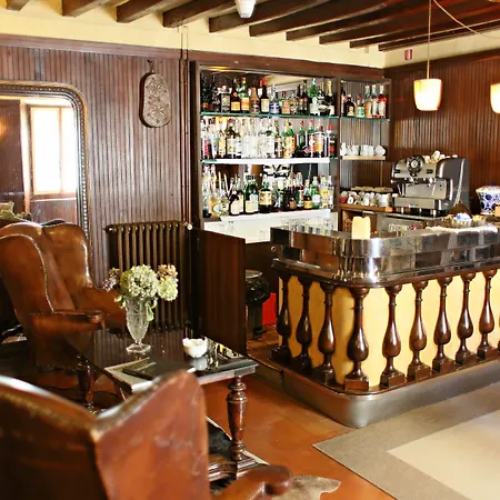 Country Hotel Le Querce Ξενοδοχείο 3*