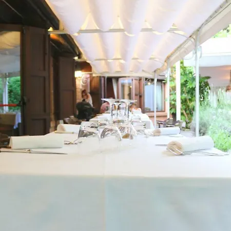 Ξενοδοχείο Country Hotel Le Querce
